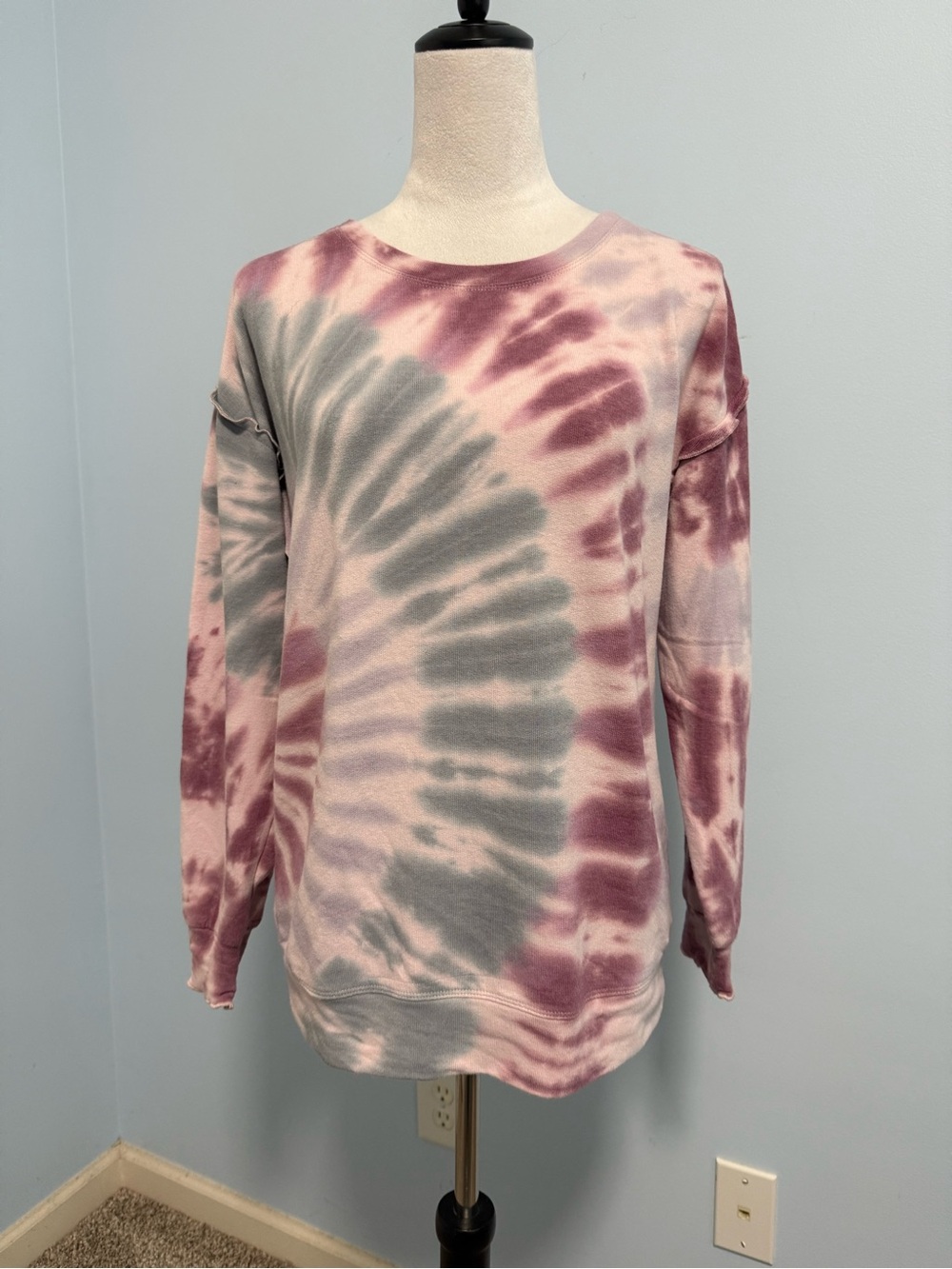 Knox Rose Tie Dye Ruffle Sleeve Sweatshirt Pullover Pink Gray Size S NWT
